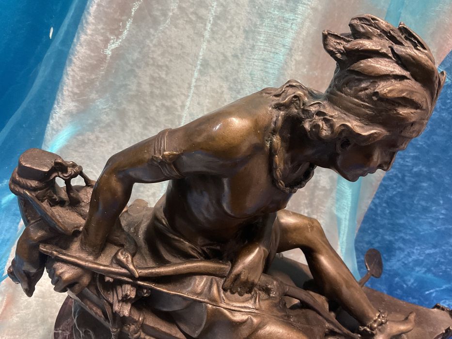 Escultura índio bronze 37 cm