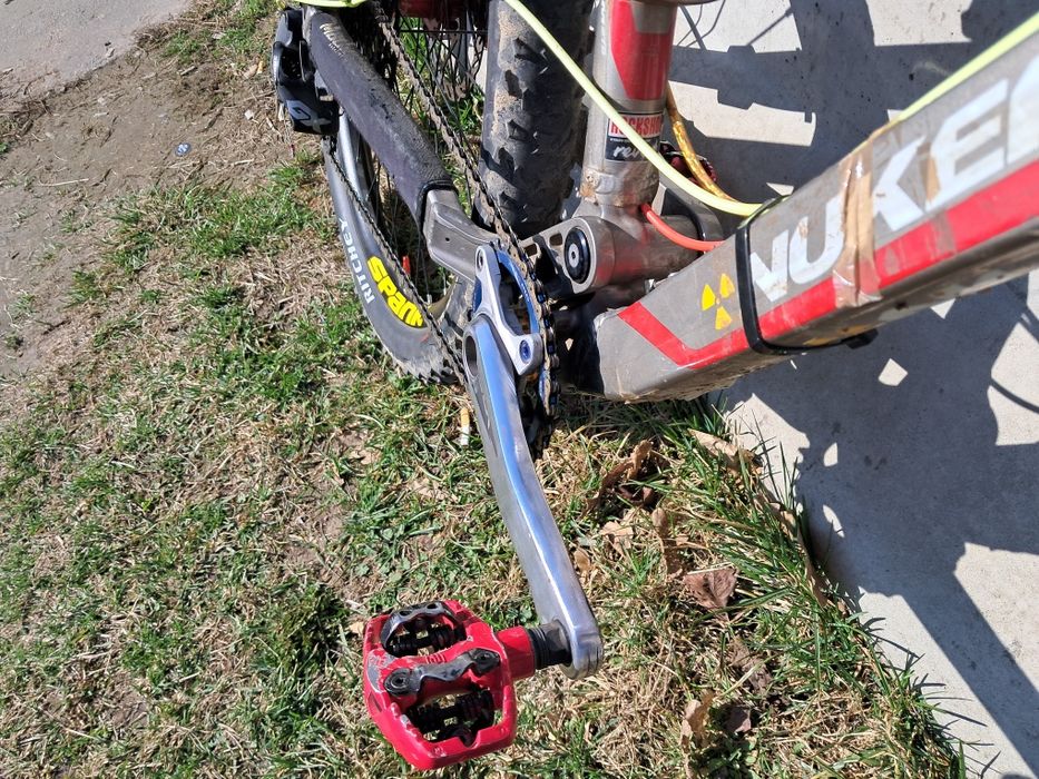 Nukeproof am 275 crossmax  hope pro 4