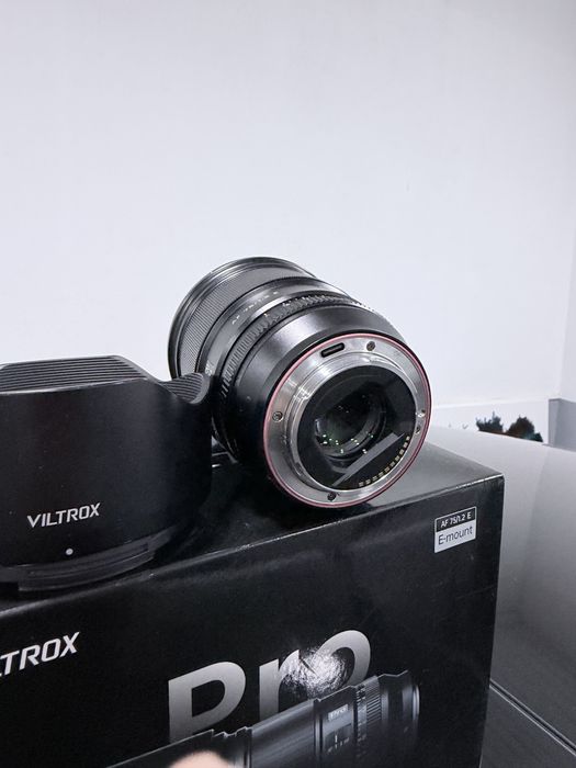 Viltrox PRO AF 75mm f/1.2 STM ED IF — Mont. Sony E — Estado impecável