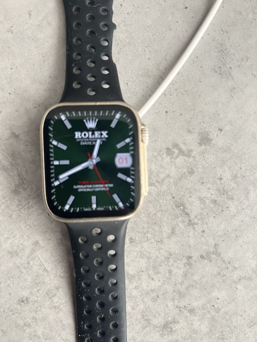 Apple watch.