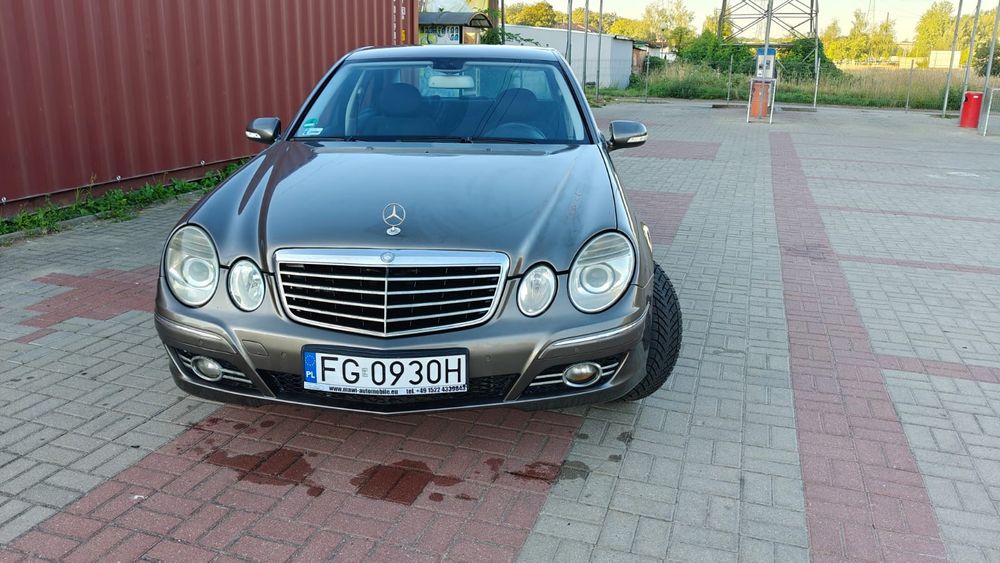 Mercedes Benz E220 CDI  rok 2008