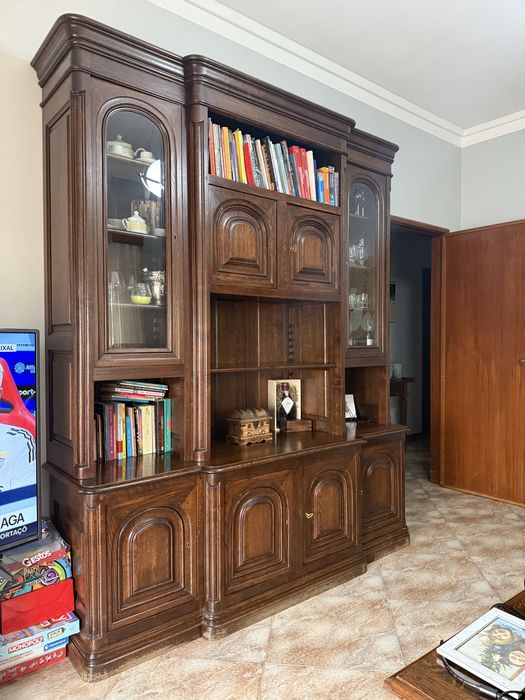 Móvel de sala em madeira maçiça - URGENTE