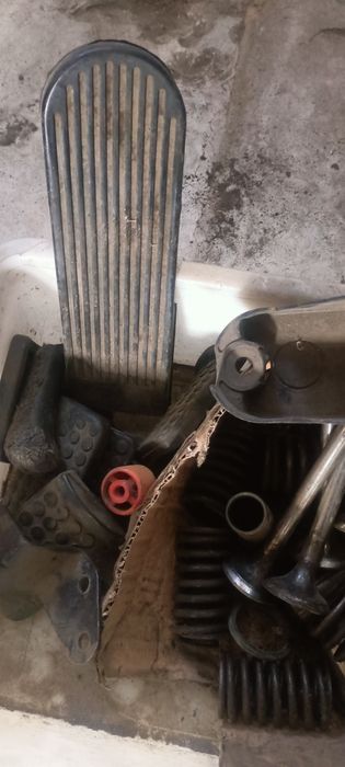 Запчастини трактора МТЗ 80-82