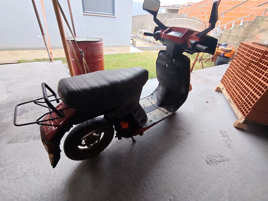 2 scooter Peugeot peças