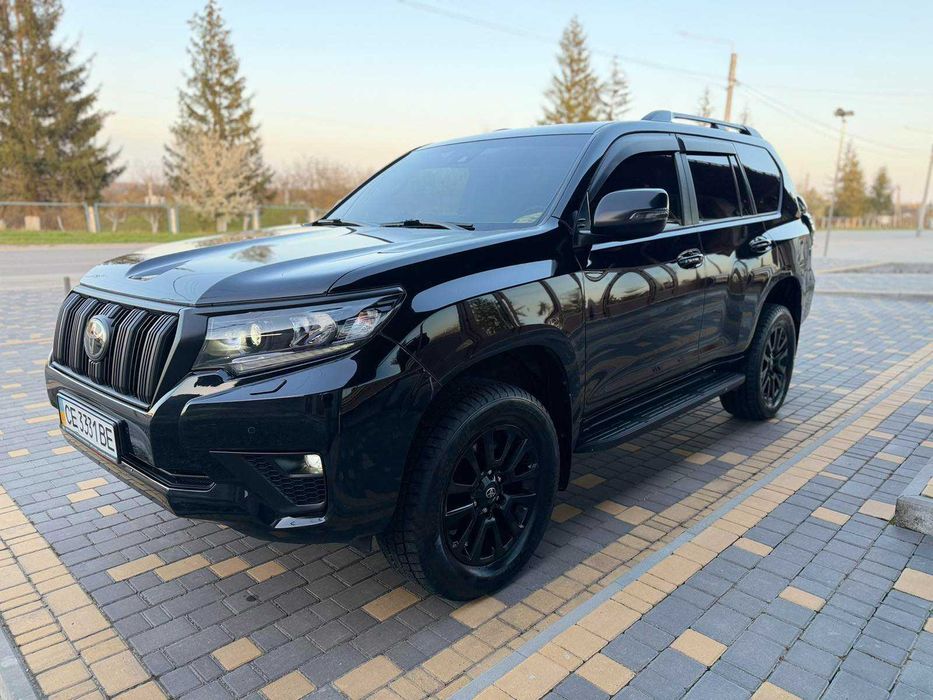 продам автомобіль TOYOTA LAND CRUISER PRADO
