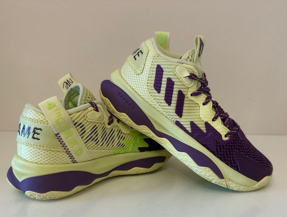 Кросівки баскетбольні Adidas DAME 8