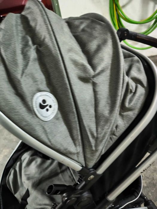 Carrinho de bebé trio