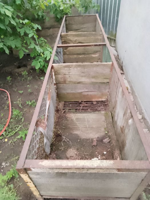 Клітка для кроликів продам