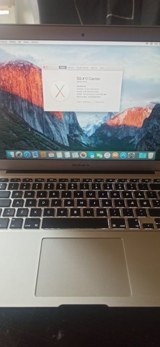 Dwa sztuki Okazja MacBook Air 8 RAM zamienię na telefon