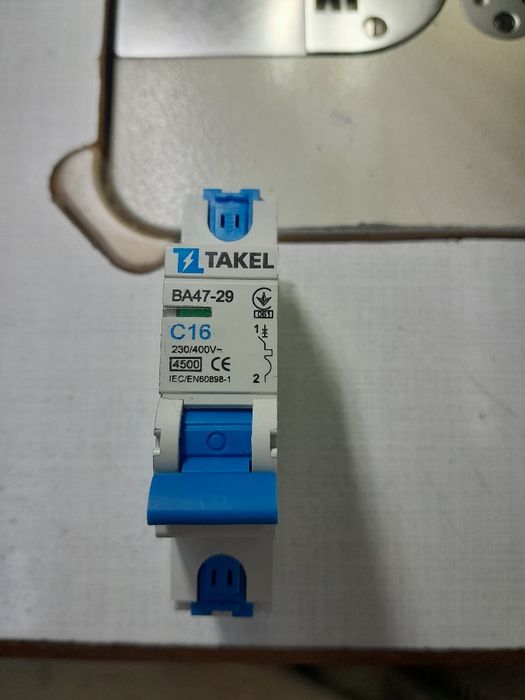 Продам автомат переделаный с 16 А на 63 А.