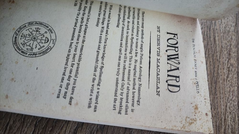 Harry Potter Praktyczna księga zaklęć Dervis Macazlan Spells Muggle