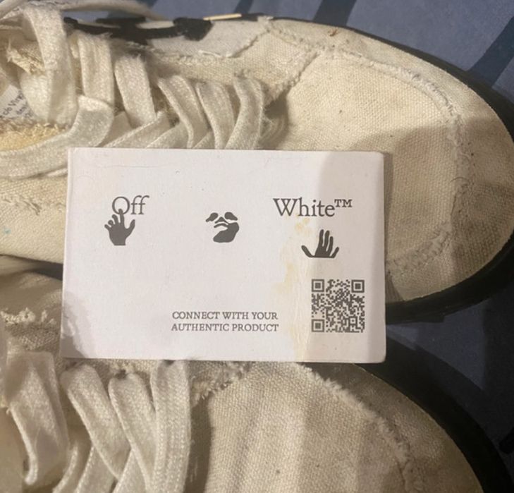 Off white vulcanized