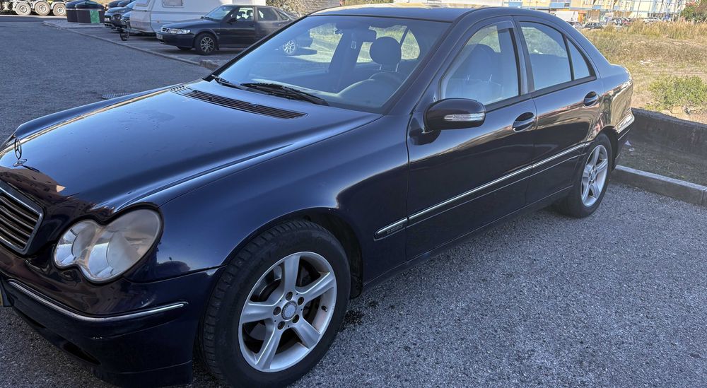 MERCEDES C200 - Bem estimado 2001/08 — photo 5