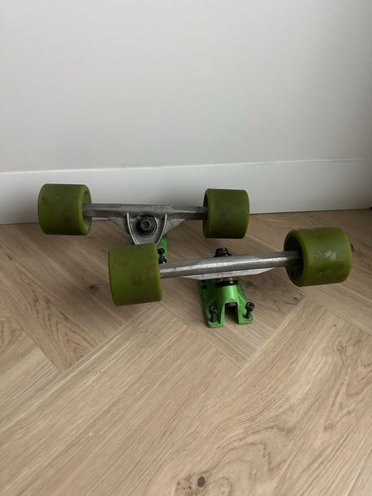 Trucki i kółka z łożyskami do longboard no rules. Stan jak nowe