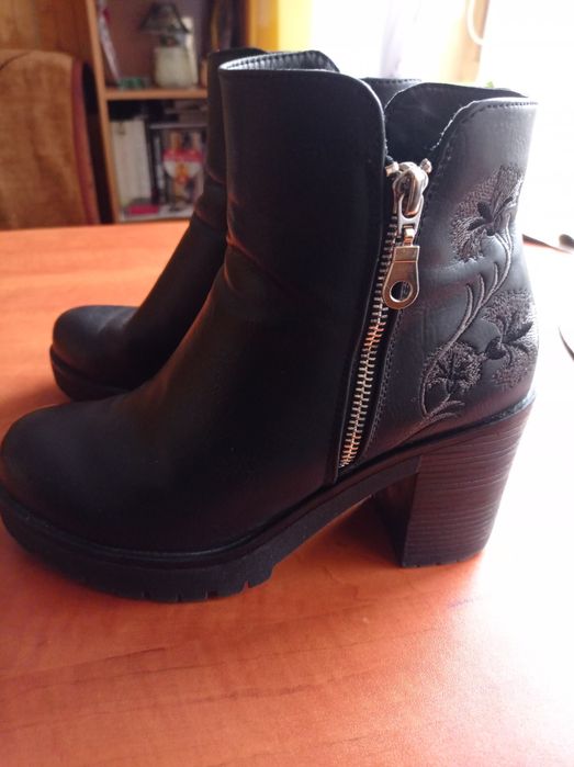Botki damskie 36