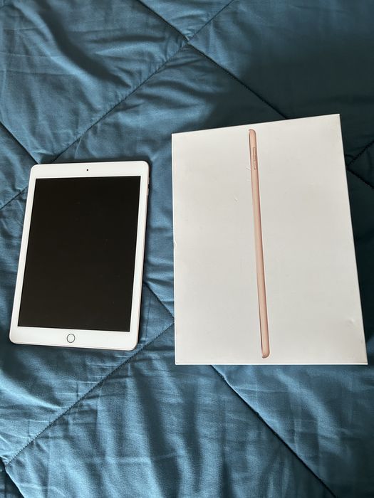 Apple iPad 6th Gen 32GB Wi-Fi Rose Gold