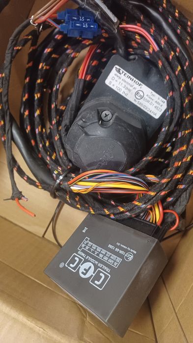 Hak holowniczy i moduł VW Passat B8 Kombi i Sedan Superb 3 5D Kombi