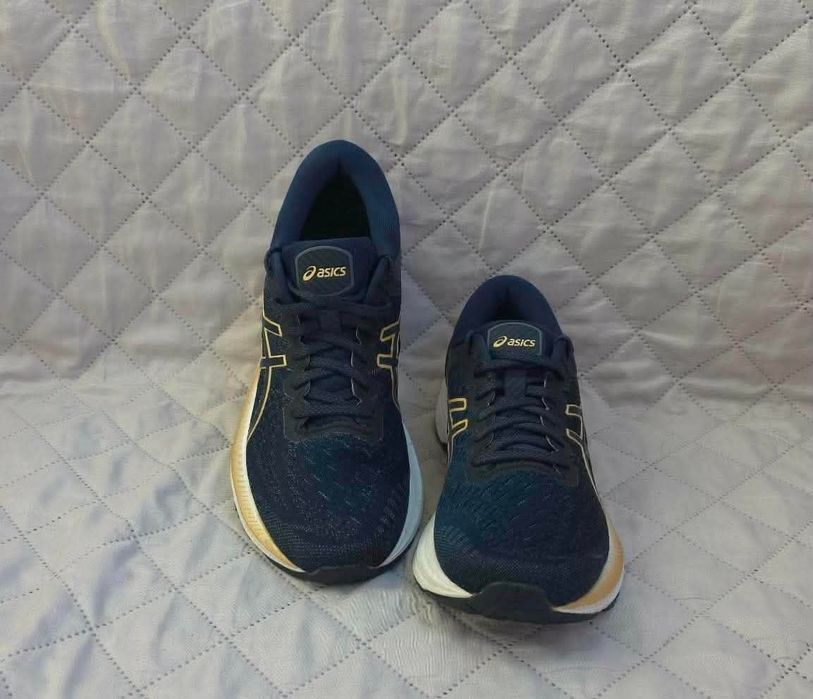 Asics GelKayano 27 buty do biegania unisex  40.5