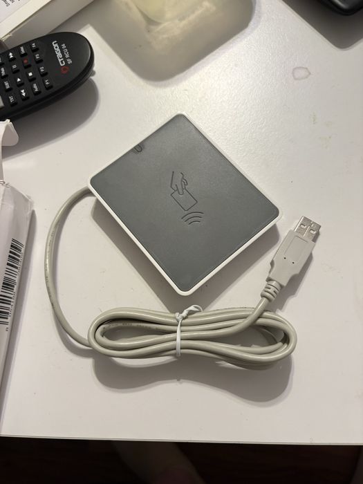 Czytnik kart Identiv uTrust 3700F