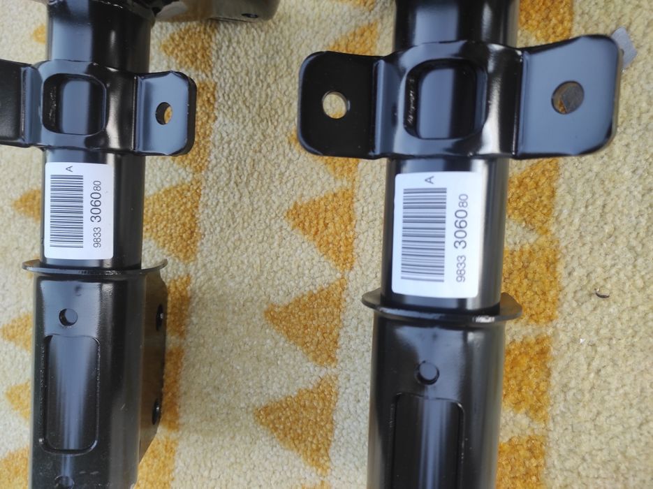 Amortyzatory przód  opel combo/peugeot partner/citroen Berlingo