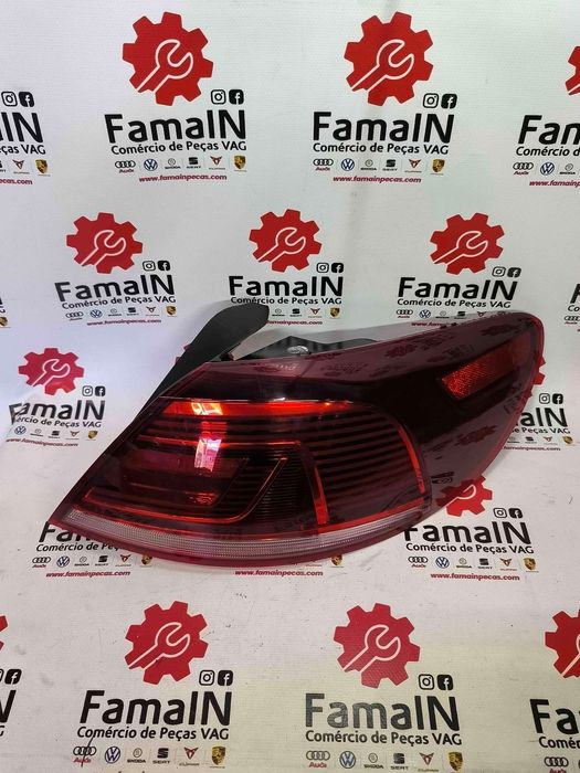 Farolim Direito VW CC B7