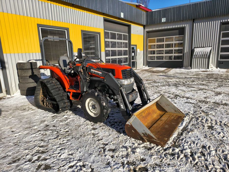 Японський мінітрактор Кубота Kubota Kl 25   з фронт. нав.
