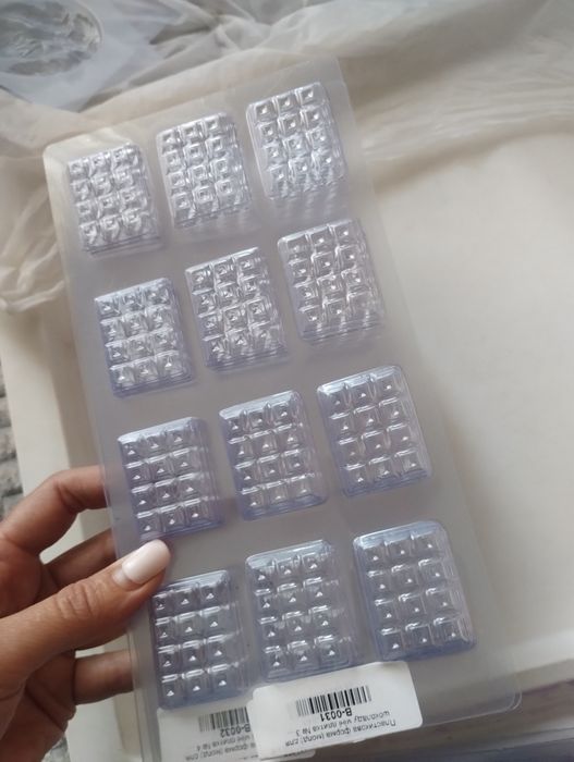 Пластикові форми для шоколаду