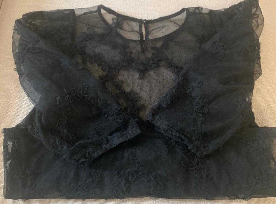 Top Preto Tule Manga Comprida