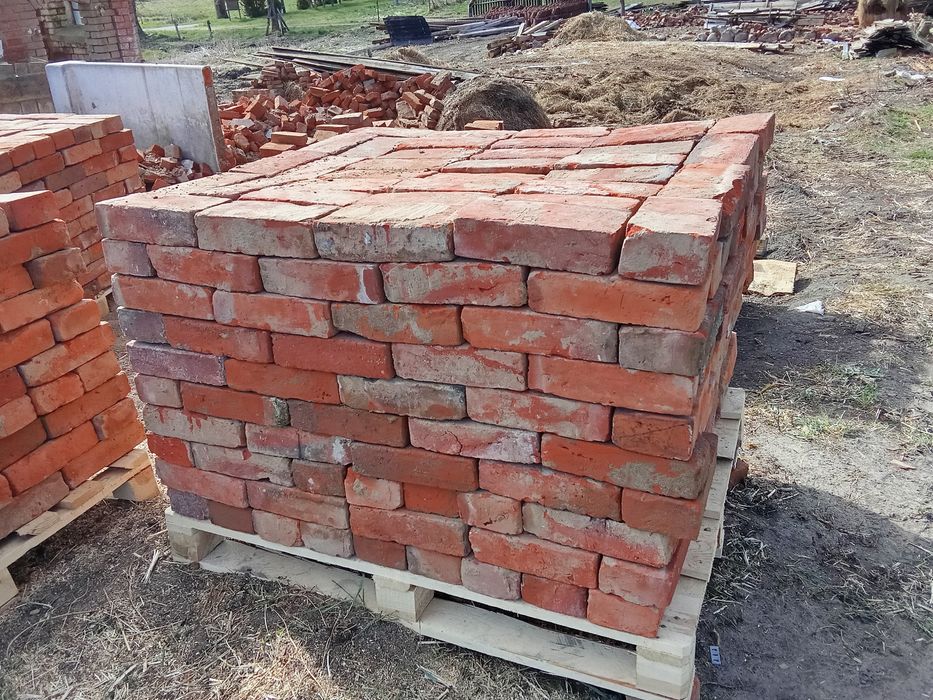Cegła rozbiórkowa przedwojenna