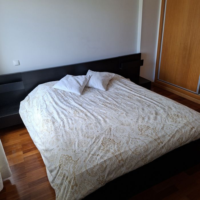 Cama Malm Ikea bem estimada