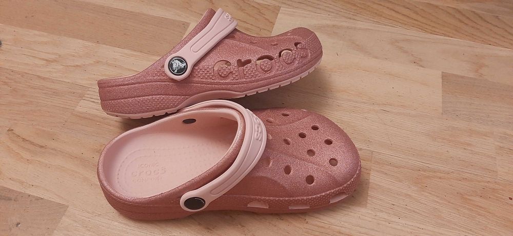 Klapki / chodaki dziewczęce Crocs J2 r. 33-34
