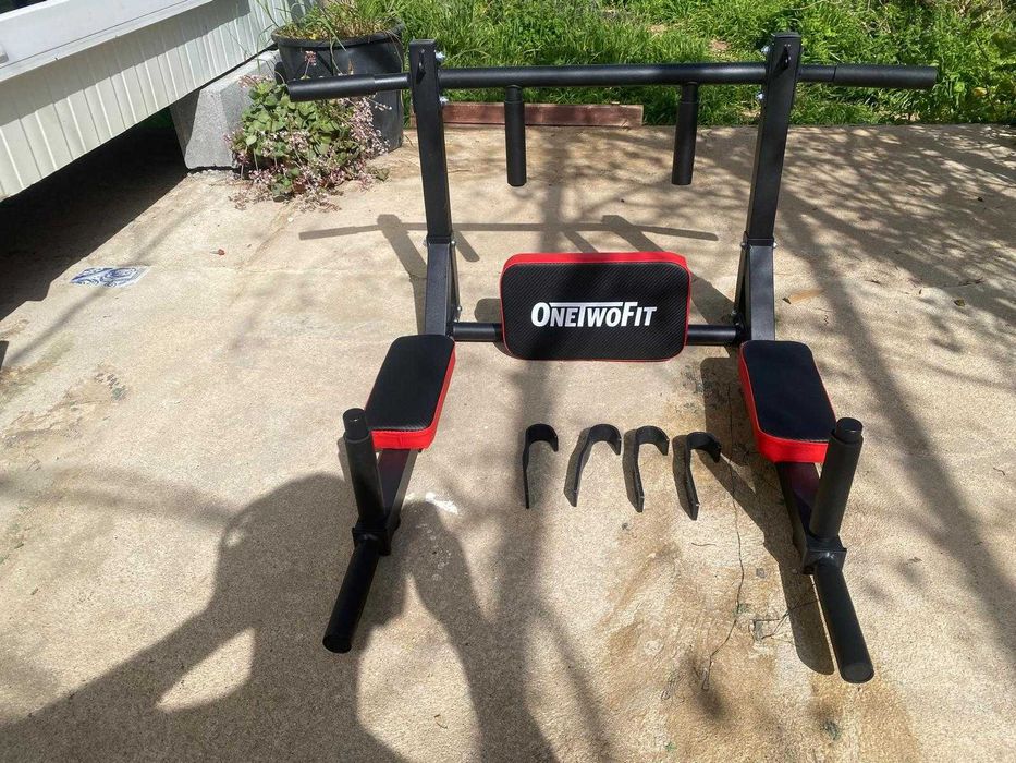Estação de musculação de parede ONETWOFIT – COMO NOVA