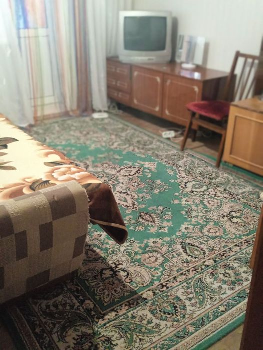 Без комунальних,Виноградар,пр.Свободи,з балконом