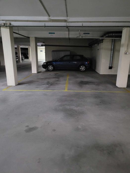 Lugar de Garagem - Matosinhos