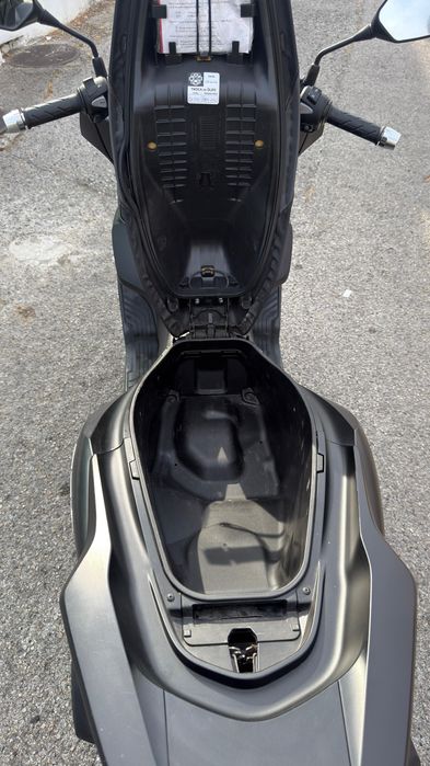 Vendo HONDA PCX 2021