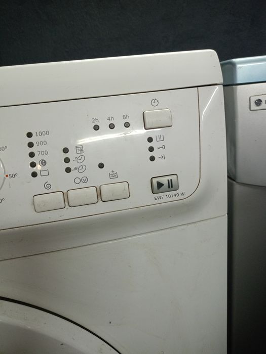 Продам стиральную машину Electolux