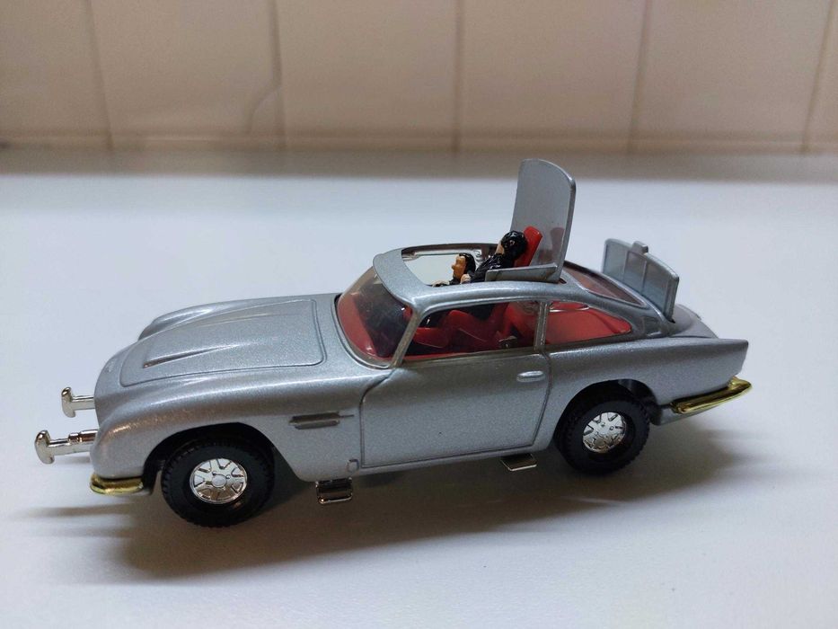 James Bond 007 Aston Martin DB5