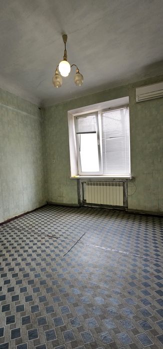 Продаж 2-кімнатної квартири. Газове автономне опалення. Автовокзал.
