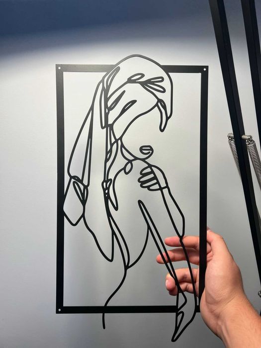 Metalowa dekoracja ścienna Obraz kobiety dekoracja