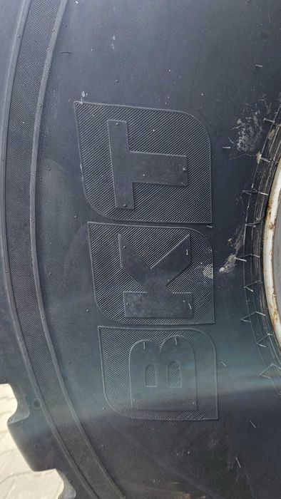 560 /60 R 22,5 BKT FL693