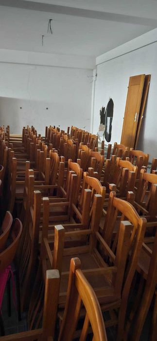 Cadeiras Madeira 150 unidades