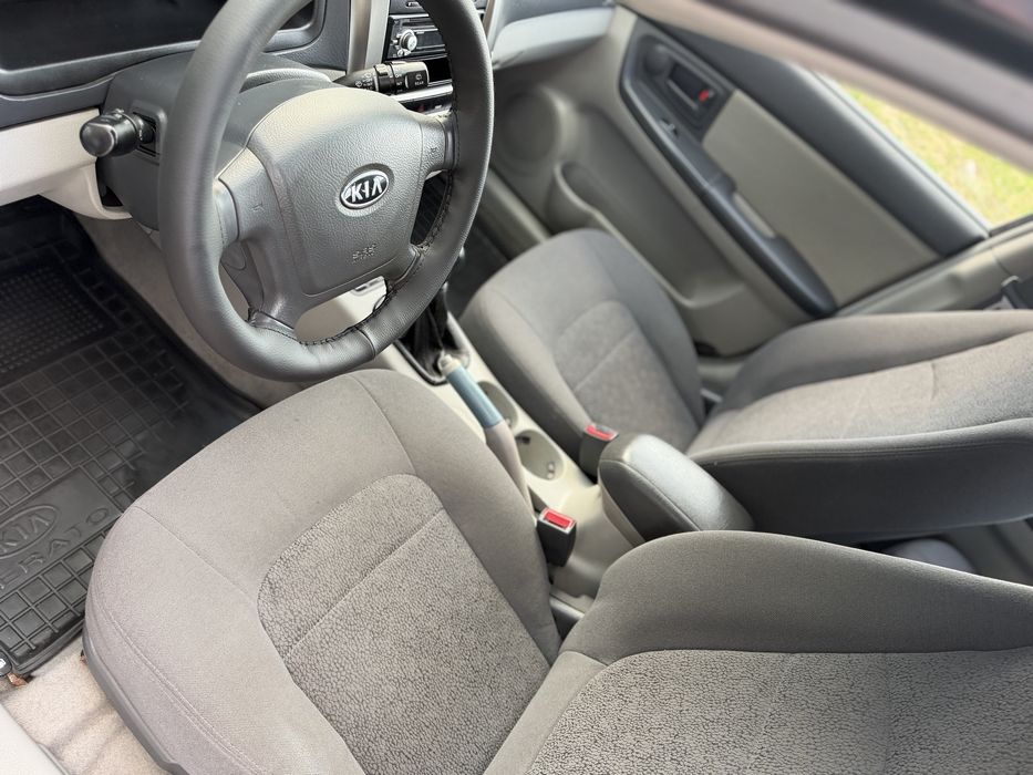 KIA CERATO 2006р.в. 2,0 дизель