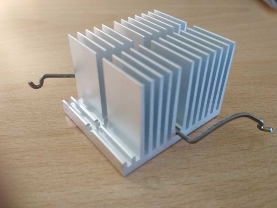 Aluminum heatsink (алюминиевые теплоотводы/радиаторы) 35x42,5x28мм