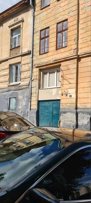 Продаж 1 кімн.квартира  27.10 м² 1/3 ц. вул.Клепарівська  75000$