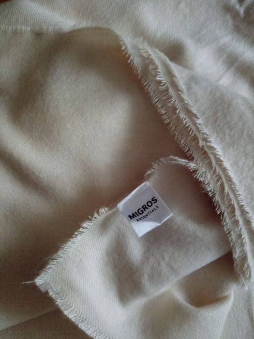Плед палантин Migros