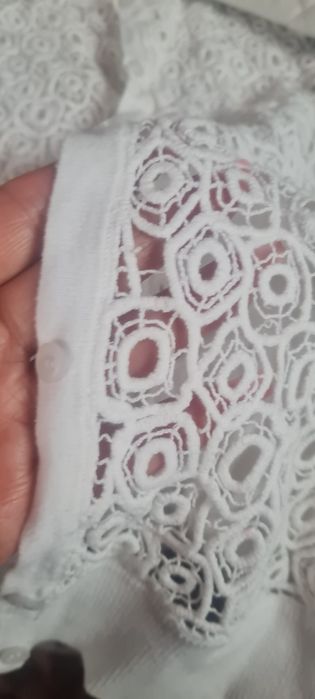 Swetr bialy zgipiura super