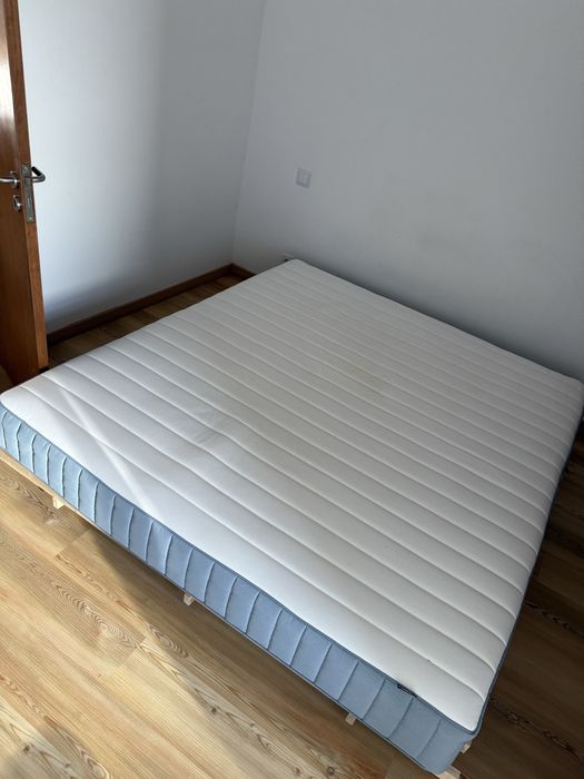 Colchão IKEA VALEVÅG 180x200 grátis