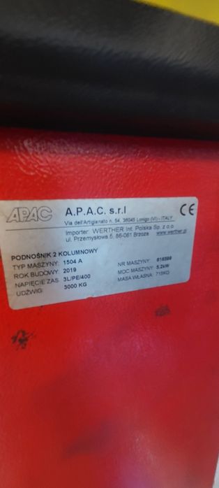 Podnosnik dwukolumnowy śrubowy APAC 1504a uszkodzony