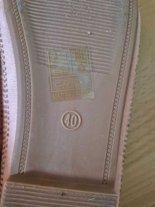 Różowe damskie espadryle z cekinami Groto gogo rozmiar 40