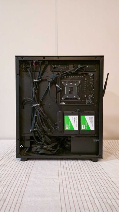 PC i5 12600k - msi sea hawk 2080ti - 32gb - 500gb - msi z690 - 750W